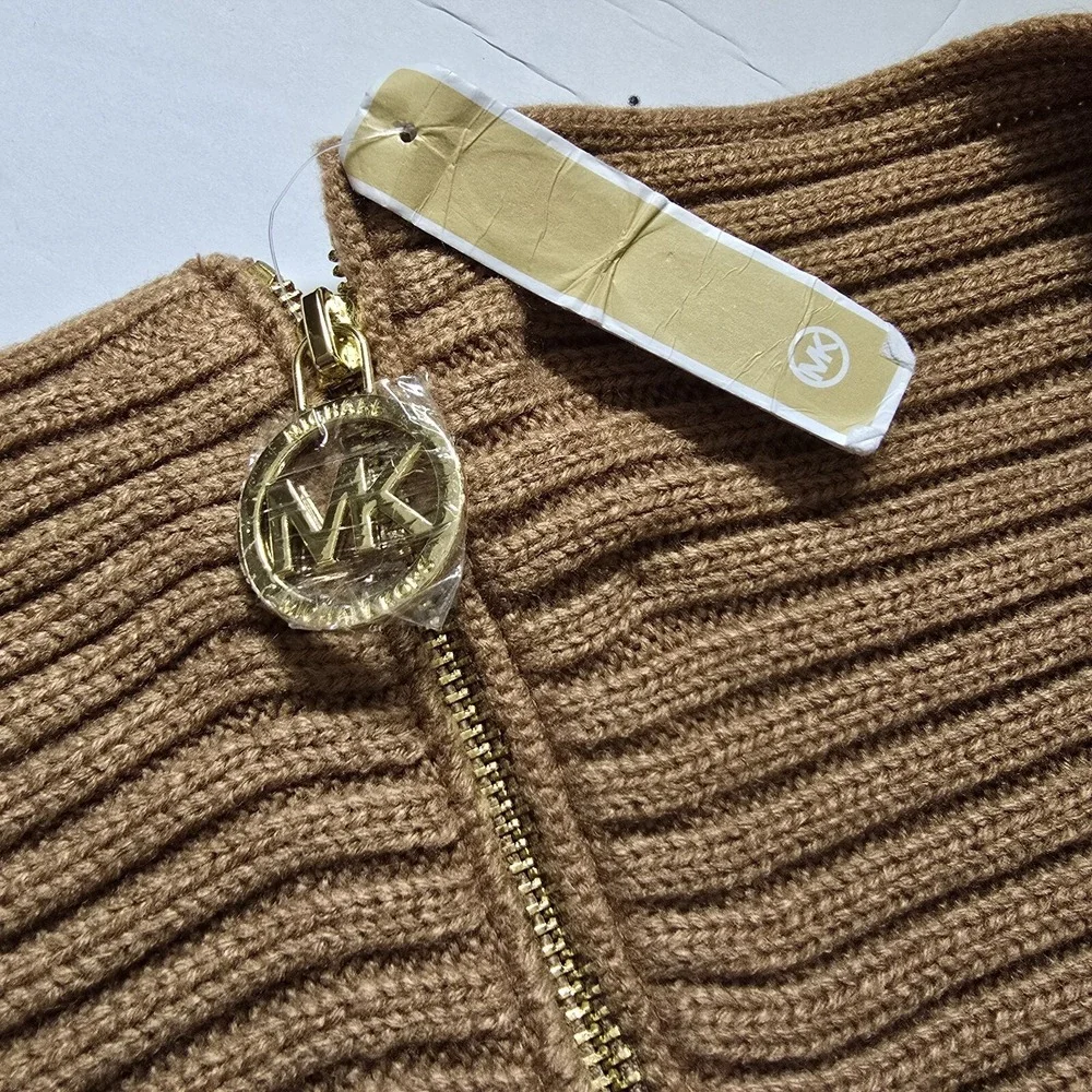 Michael Kors Shaker Infinity Scarf Camel Logo Zipper Quiet Luxury Classic NWT